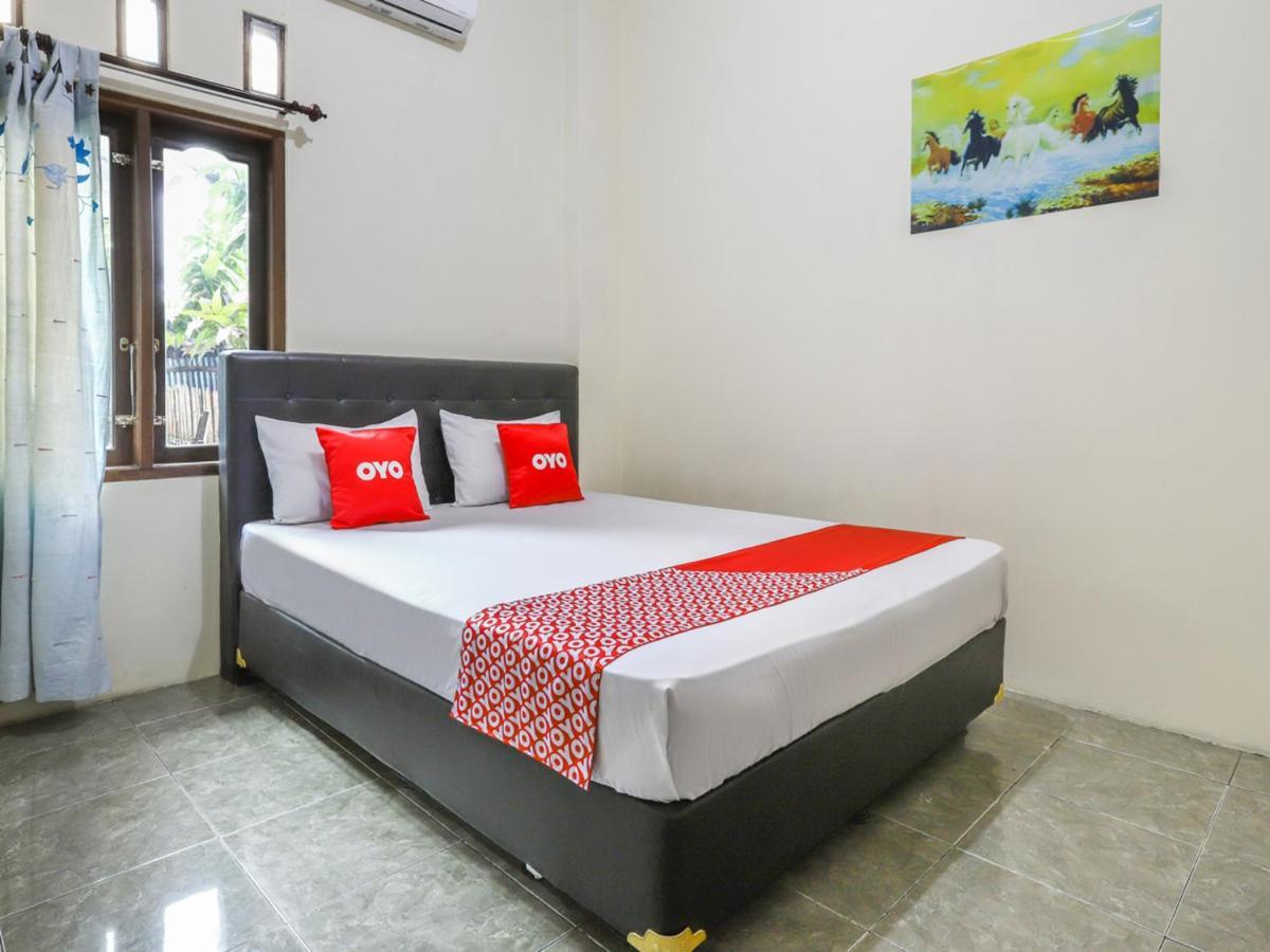 Oyo 3830 Dfarys Gh Syariah Hotell Balikpapan  Exteriör bild