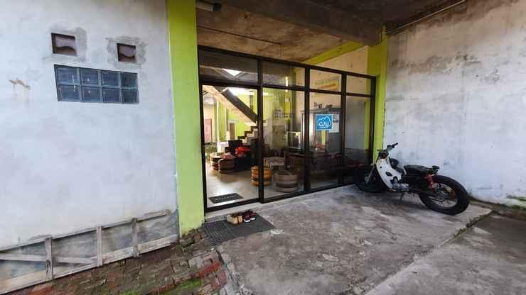Oyo 3830 Dfarys Gh Syariah Hotell Balikpapan  Exteriör bild