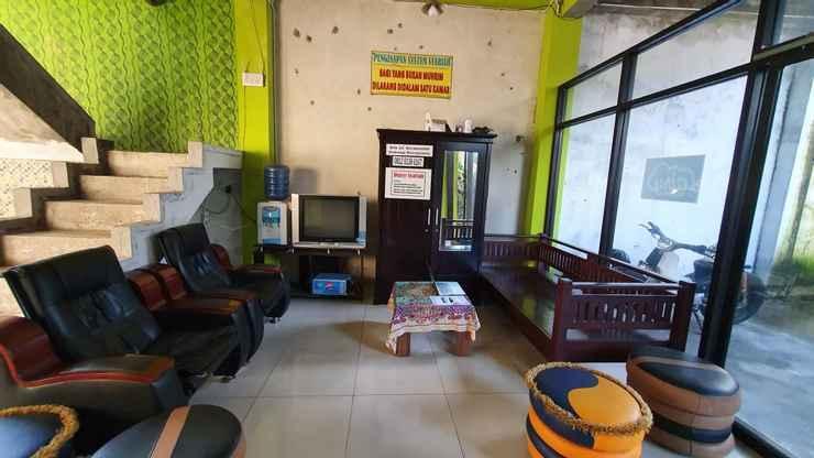 Oyo 3830 Dfarys Gh Syariah Hotell Balikpapan  Exteriör bild